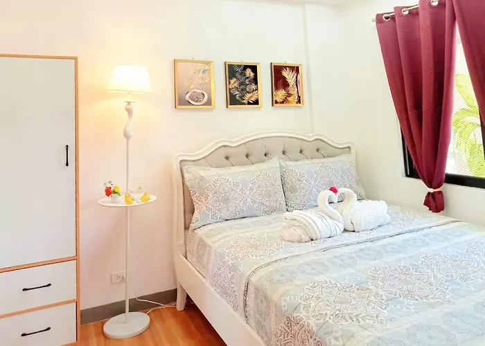 아파트 Secluded With Full Kitchen & Balcony Garden View *
